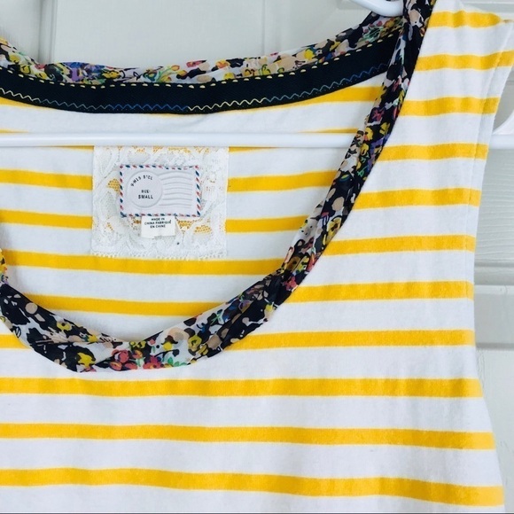 𝅺ANTHROPOLOGY Top (Juniors) - Picture 2 of 6